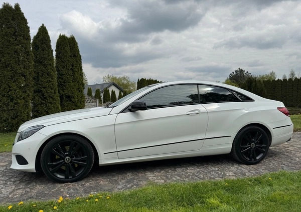 Mercedes-Benz Klasa E cena 99000 przebieg: 181401, rok produkcji 2015 z Włocławek małe 742